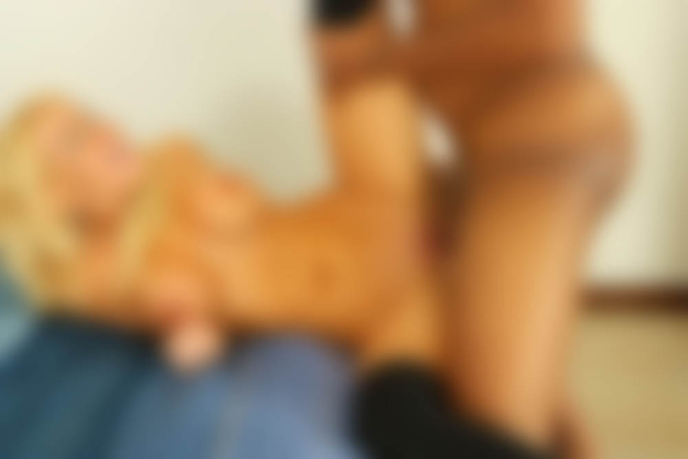 Camsex Live Show mit echten Amateuren
